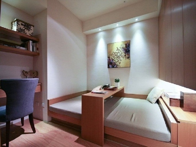Others 5, Dora 2, Taichung