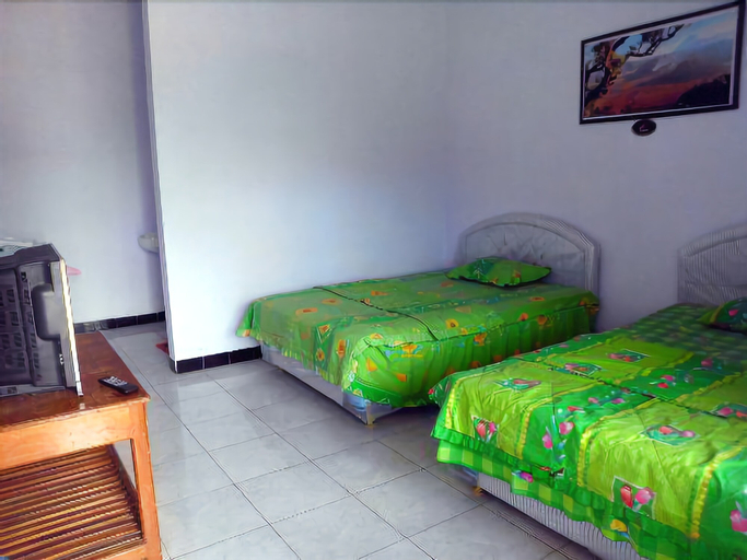 Bedroom 27