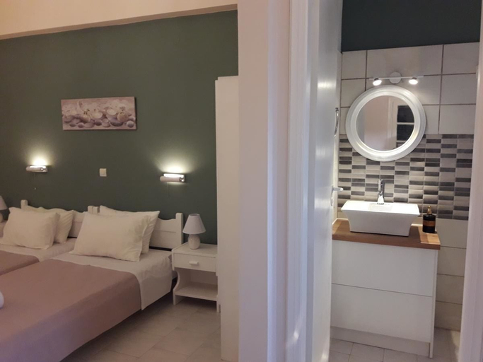 Bedroom 3, Amelia's Garden, Ionian Islands