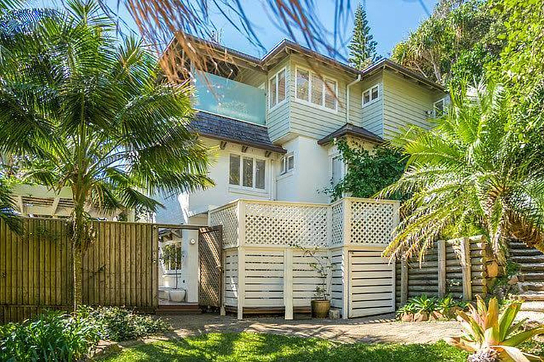 Exterior & Views 2, Your Luxury Escape - The White House, Byron