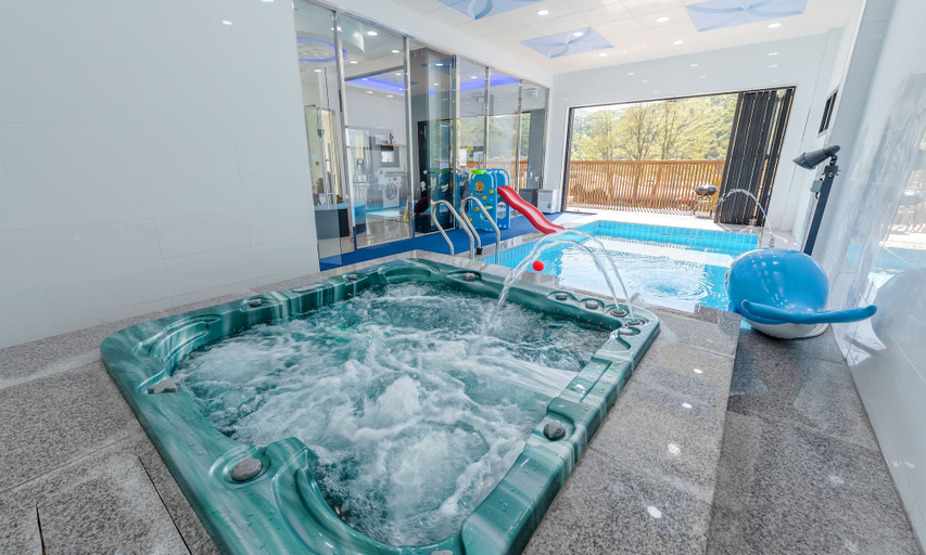 Sport & Beauty 4, I Pluss Poolviller Pension, Chuncheon