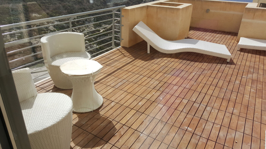 Bathroom 4, Kantra Residence