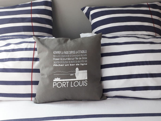 Bedroom 4, Mon petit coin de Bretagne, Morbihan
