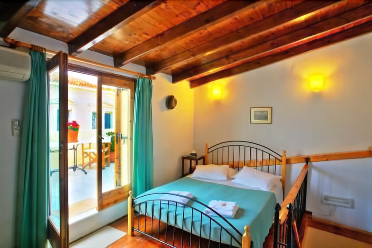 Bedroom 3, Hera Studios, Crete