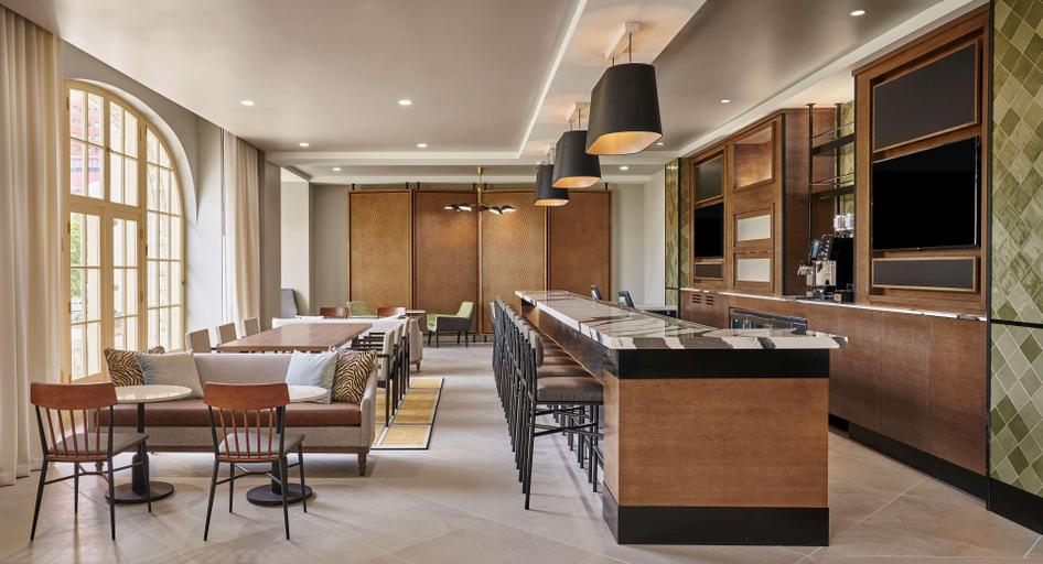 Food & Drinks 5, Hyatt Place Chicago Medical/university District, Cook