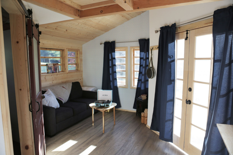 Bedroom 2, Clydesdale Outpost, Clark