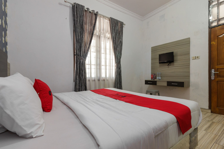RedDoorz near Pantai Panjang Bengkulu, Bengkulu