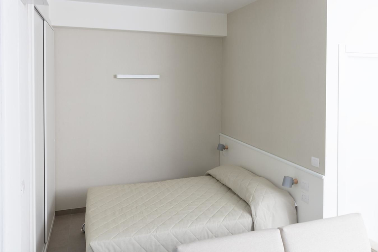 Bedroom 3, CIRENE APARTMENTS, Milano