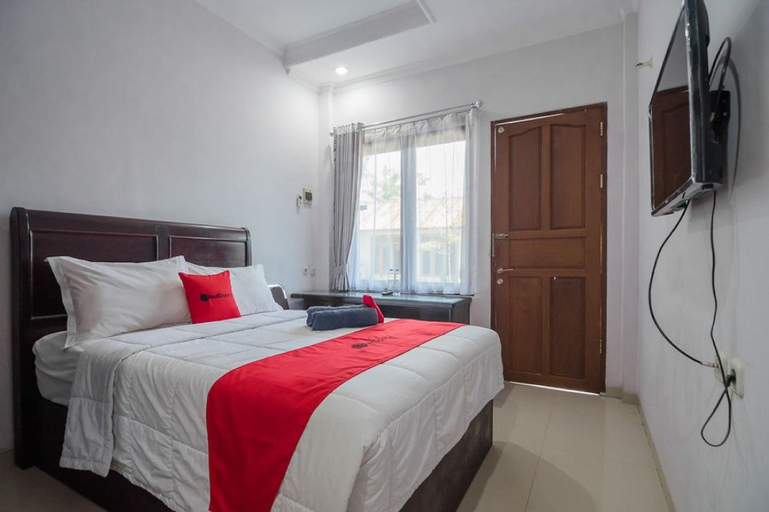 RedDoorz Syariah near Sepinggan Airport Balikpapan, Balikpapan