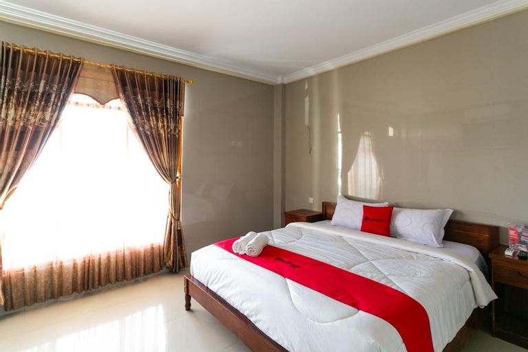 RedDoorz near Parangtritis Beach, Bantul