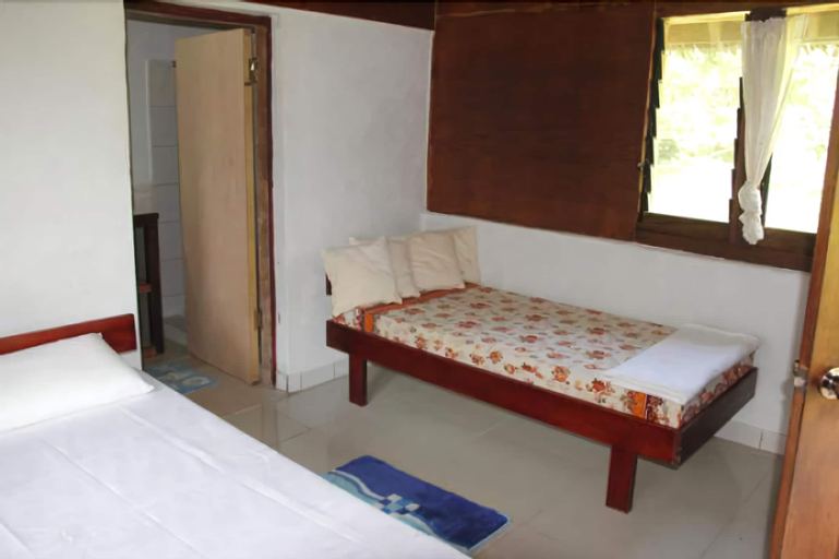 Alofa Beach Bungalows, West Tanna