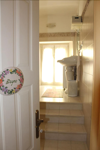 Bathroom 4, B&B Bouquet di fiori, Pescara