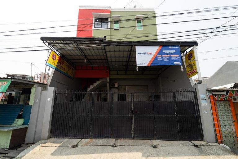KoolKost Syariah near Velodrome Rawamangun (Minimum 3 Nights), Jakarta Timur