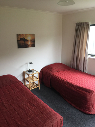 Bedroom 3, Our Beach House - Raglan West, Waikato