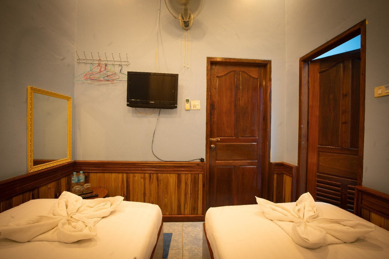 Bedroom 4, Salakphet Guesthouse, Luang Prabang