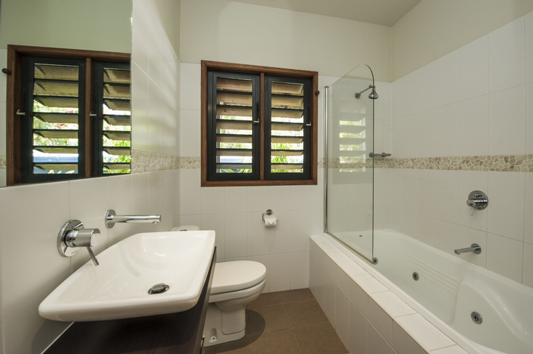 Bedroom 5, Pure Magnetic Villa 4, Magnetic Island