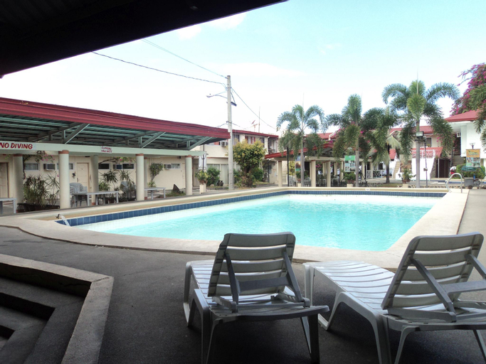 City of Springs Hotel, Los Baños