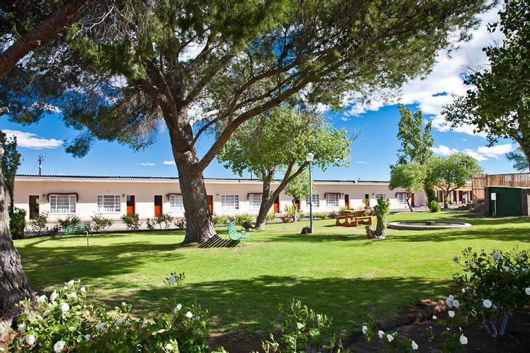 Wagon Wheel Country Lodge, Central Karoo