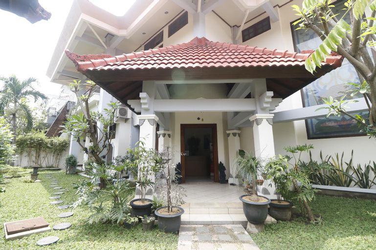 RedDoorz near Gelora Delta Sidoarjo, Sidoarjo