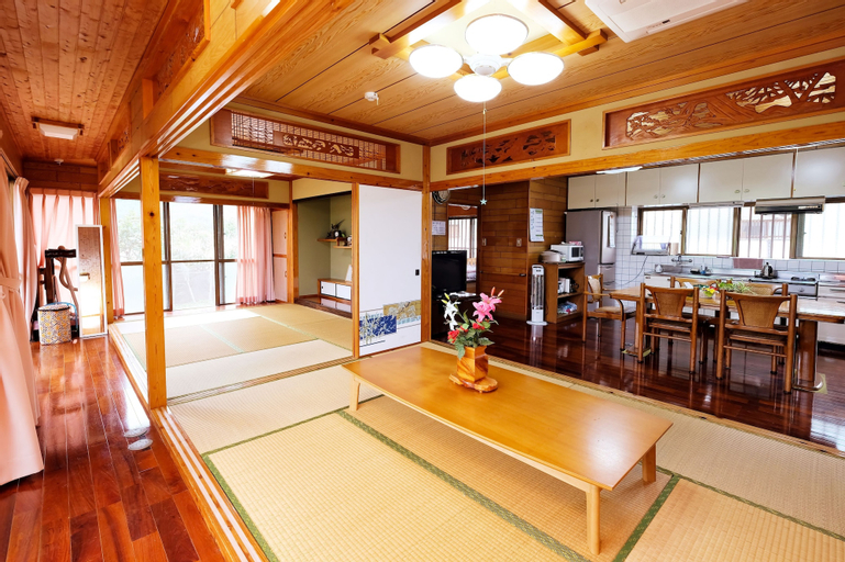 Wind of INOHA Country House, Motobu