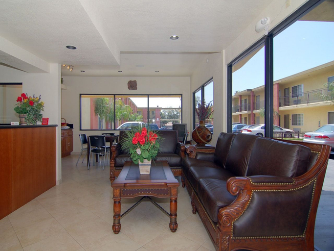 Public Area 3, American Inn & Suites, Los Angeles