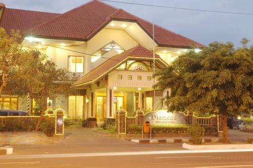 Diamond Hotel Solo, Solo