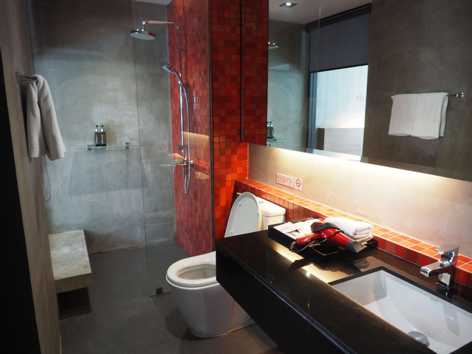 Bathroom 6