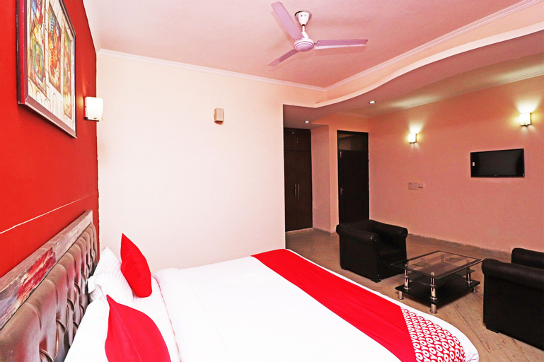 OYO 8438 DSR Residency, Gautam Buddha Nagar