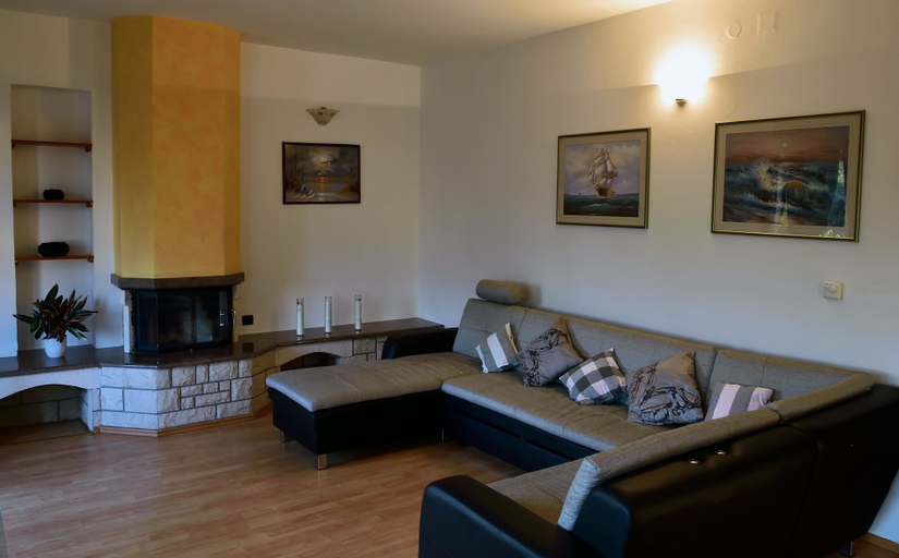 Public Area 3, Apartment Mrkić / Four Bedroom A1, Zadar