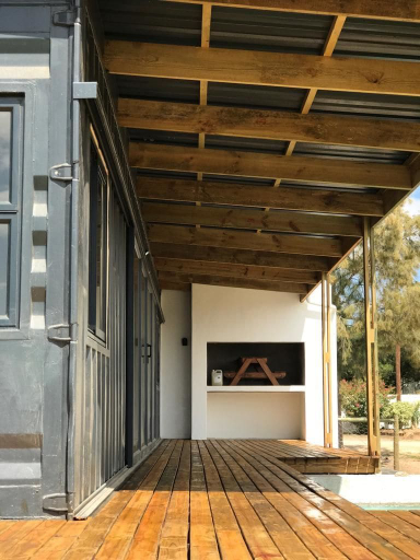Public Area 3, Easy 4 Dayz, Cape Winelands