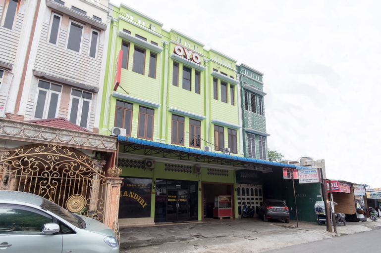 OYO 723 Penginapan Nia Mandiri Syariah, Medan