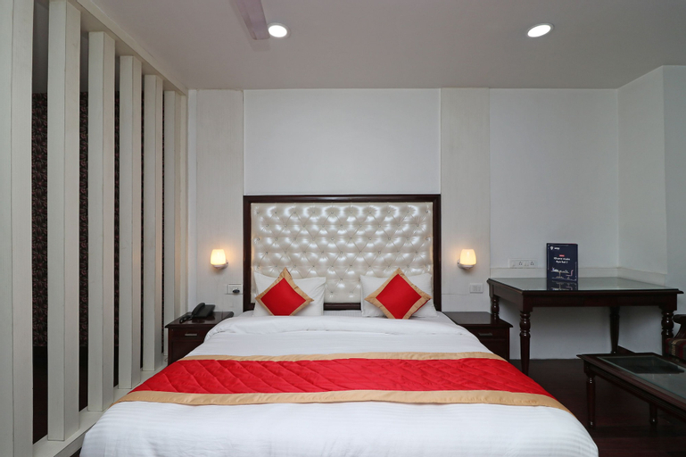 OYO 10887 Hotel West View, Ghaziabad