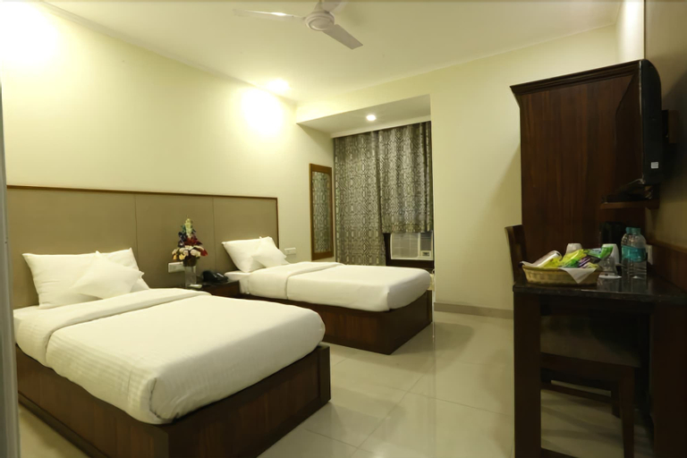 Hotel Rainbow, Ghaziabad