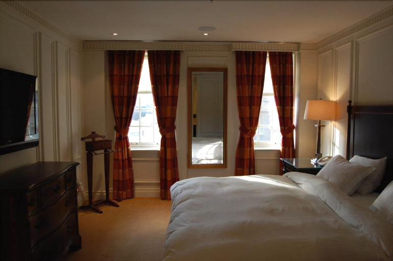 Bedroom 14