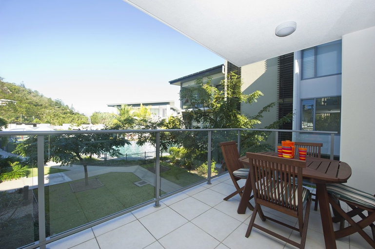 Others 4, Blue On Blue Apartment 921, Magnetic Island