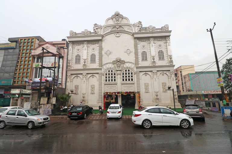 OYO 10887 Hotel West View, Ghaziabad