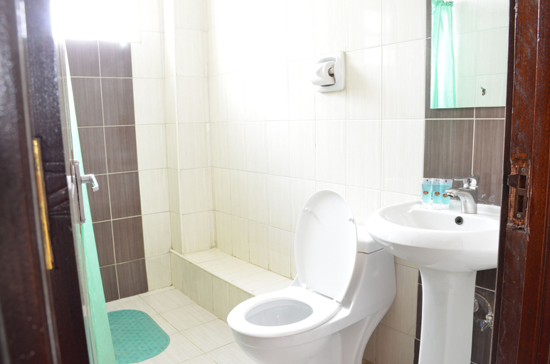 Bathroom 4, Royal City Hotel, Kisumu Central