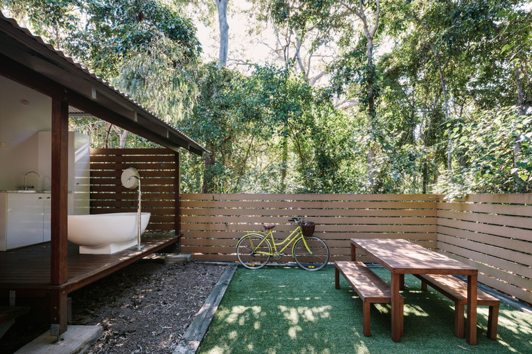 Others 4, The Little Bush Hut, Magnetic Island