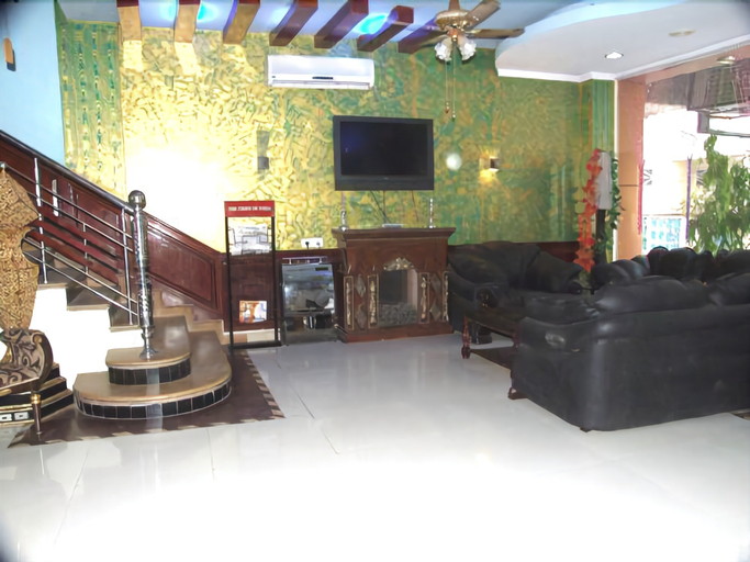 Public Area 3, Raunak International, Delhi