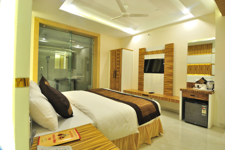 Bedroom 4, Hotel Aman Continental - Connaught Place, Delhi