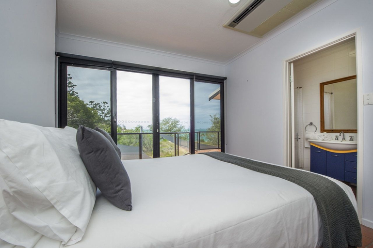 Bedroom 2, The Beach House at Arthur Bay, Magnetic Island