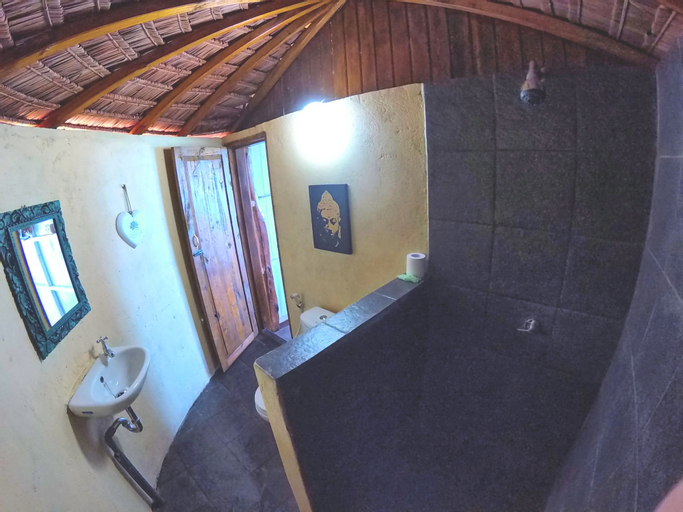 Cosmos Bungalows, Bulukumba