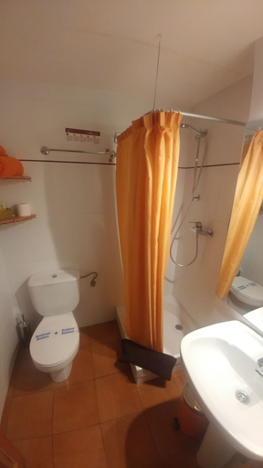 Bathroom 4, Hotel Ostau d'Oc, Lleida