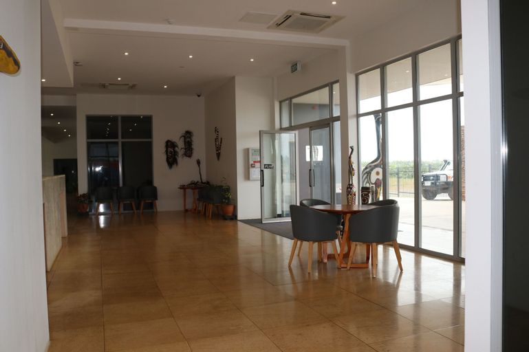 Cassowary Hotel, North Fly
