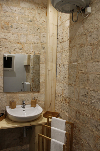 Bathroom 4, Domus Relax, Brindisi