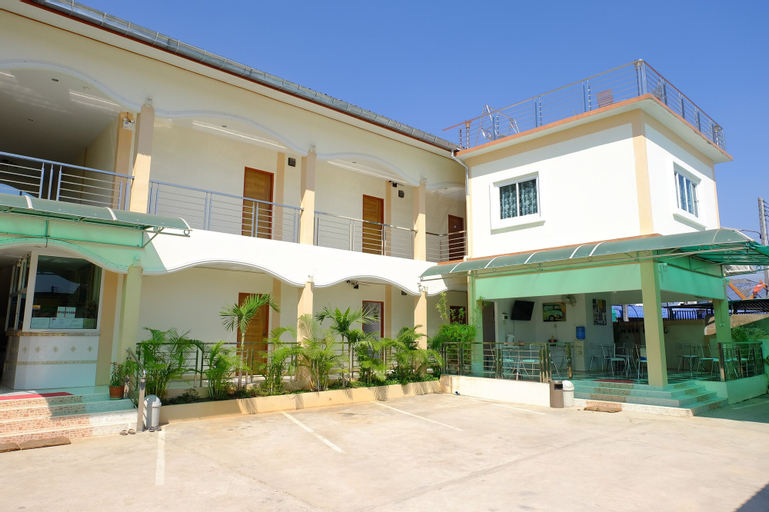 R J House Resort, Mae Sot