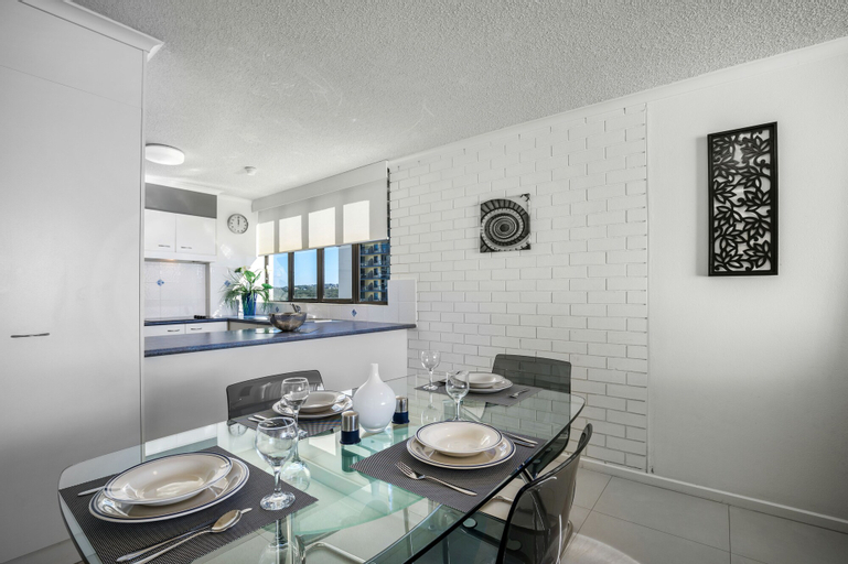 Dining Room 19