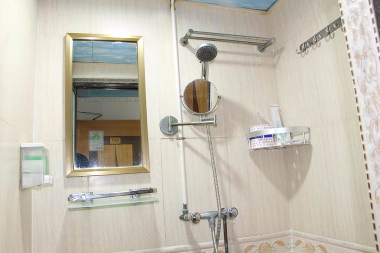 Bathroom 4, Kammal Deluxe, Kowloon