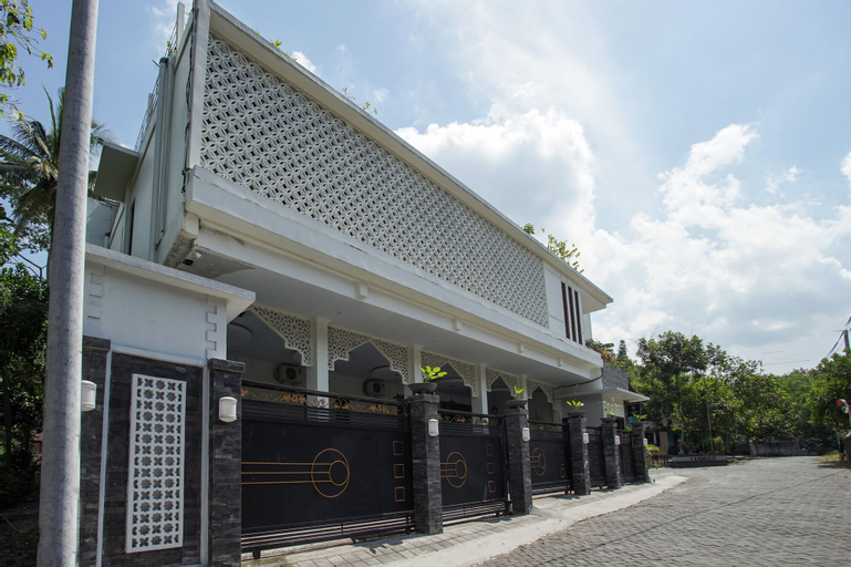 OYO Life 1180 Bunda Haveraka Residence, Yogyakarta