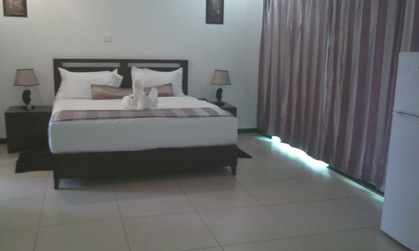 Mikelele Motel, Lethlakane